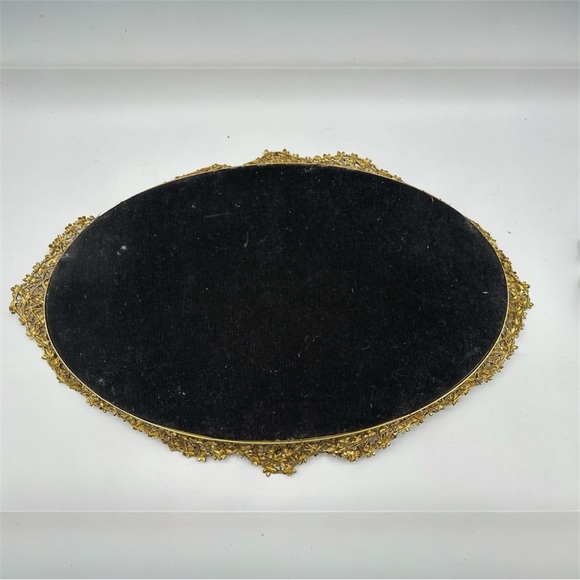 Vintage Large Oval Filigree Vanity / Perfume Mirror Tray - Picture 6 of 8